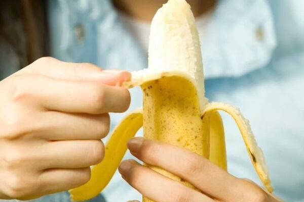 Truque para manter as bananas maduras por mais tempo