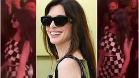 Anne Hathaway arrasa na pista de dança e os fãs aplaudem sua simplicidade e grande estilo