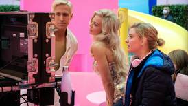 A surpresa de aniversário de Ryan Gosling para a diretora de ‘Barbie’, Greta Gerwig, é um clássico Ken