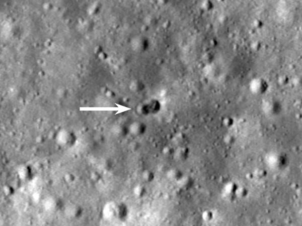Imagens revelam detalhes de ‘cratera misteriosa’ na superfície da lua que intrigou cientistas; confira registros 
