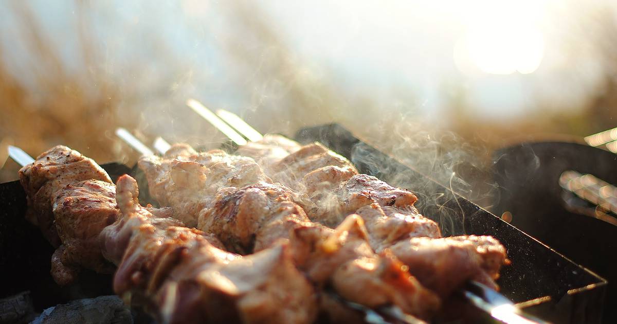 dog skewer?  Woman swallows an animal tracking chip at a street barbecue – Metro World News Brasil