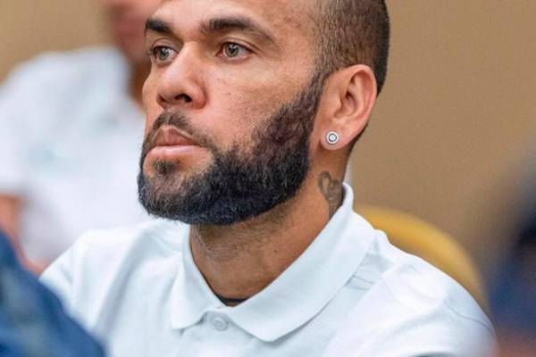 Condenado a 4 anos e meio, Dani Alves poderá pedir ‘permissão de saída’ da prisão em breve
