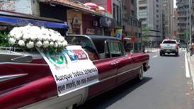 Roubaram até o morto: ladrões desaparecem com carro funerário na Colômbia