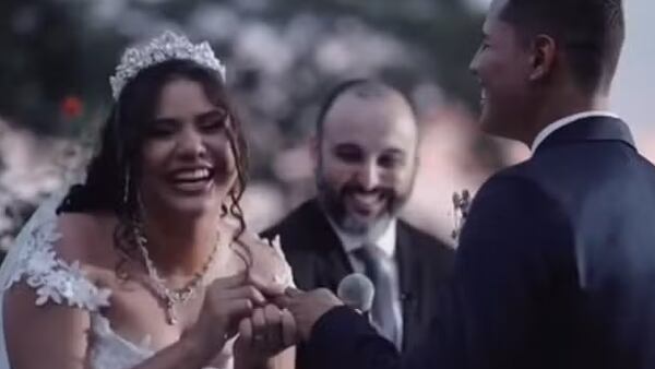 Noiva troca ‘morte’ por ‘sorte’ em votos e gafe viraliza na web