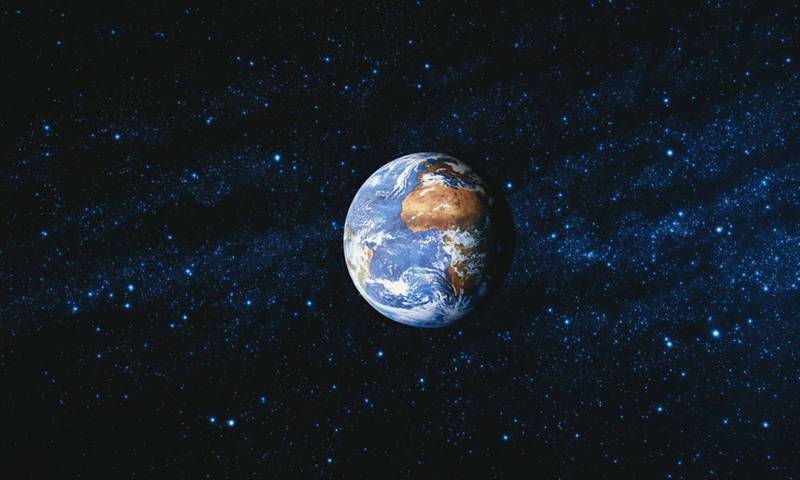 La Tierra vista desde el espacio exterior