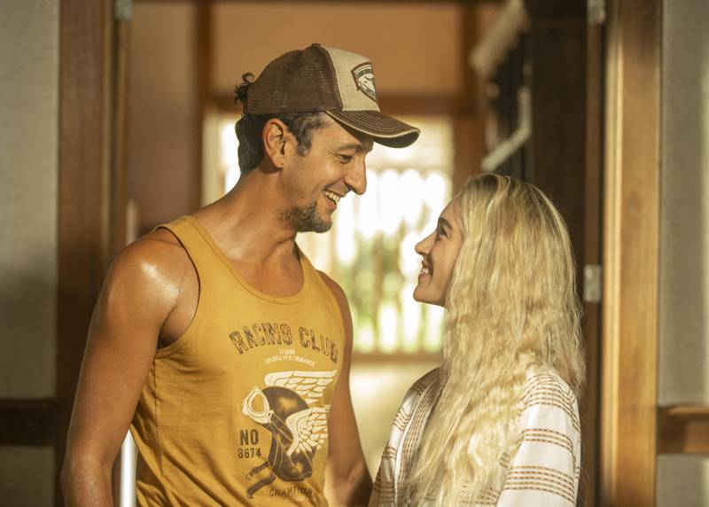 José Lucas (Irandir Santos) e Érica (Marcela Fetter) formam o novo casal do remake de Pantanal
