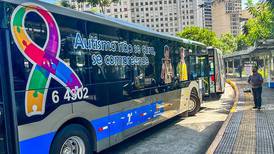 Ônibus municipais de São Paulo aderem à campanha de conscientização sobre autismo; ação vai até dia 30