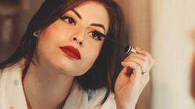 Maquiagem: conheça os 5 itens de maquiagem essenciais para a área dos olhos