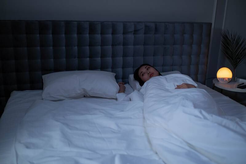 Será que dormir em camas separadas melhora o relacionamento? Sexóloga responde