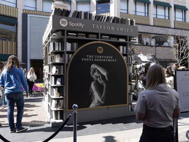 Taylor Swift surpreende os fãs com um “álbum duplo” intitulado The Tortured Poets Department: The Anthology
