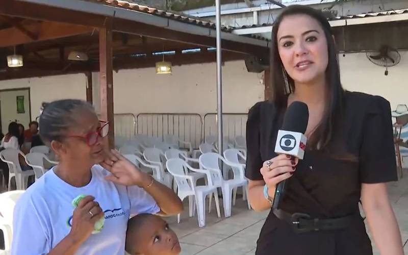 Repórter se emociona ao entrevistar mulher com fome