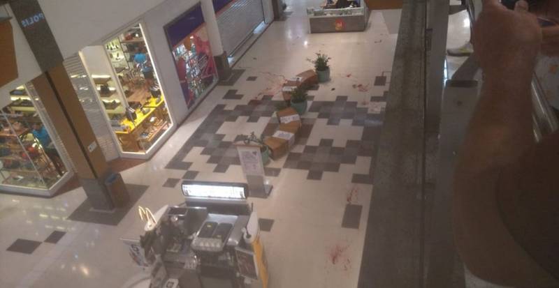 Shopping ficou cheio de sangue após tiroteio no Recife