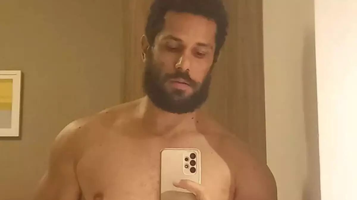 Amaury Lorenzo assume que recebe muitos nudes dos fãs