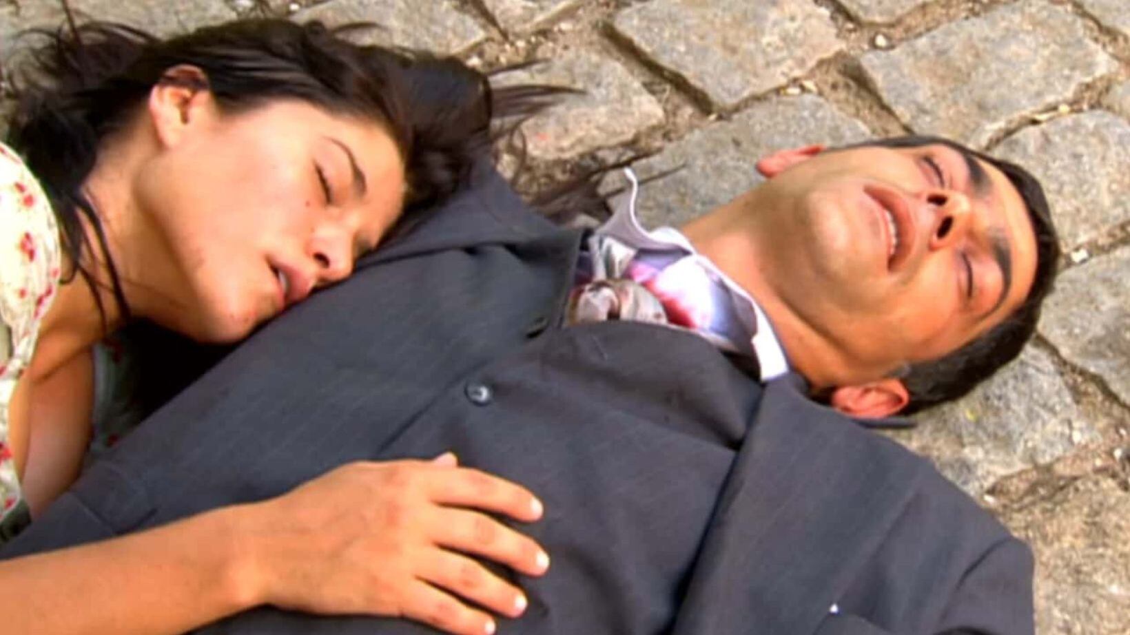 Walcyr Carrasco matou Rafael (Eduardo Moscovis) e Serena (Priscila Fantin) no último capítulo da novela Alma Gêmea