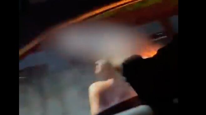 Homem incendia cabelo de garota de programa