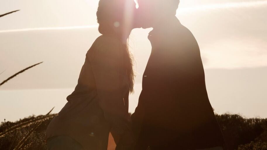 El 13 de abril es el Día Internacional del Beso.