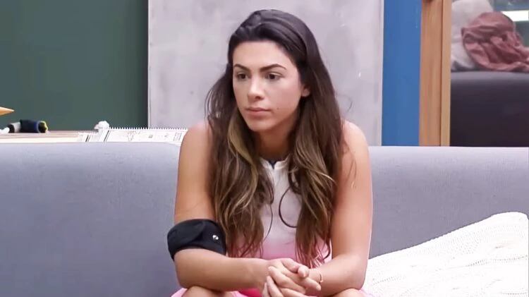 Pela primeira vez, Pétala Barreiros fala sobre sua desistência de "A Fazenda 14"