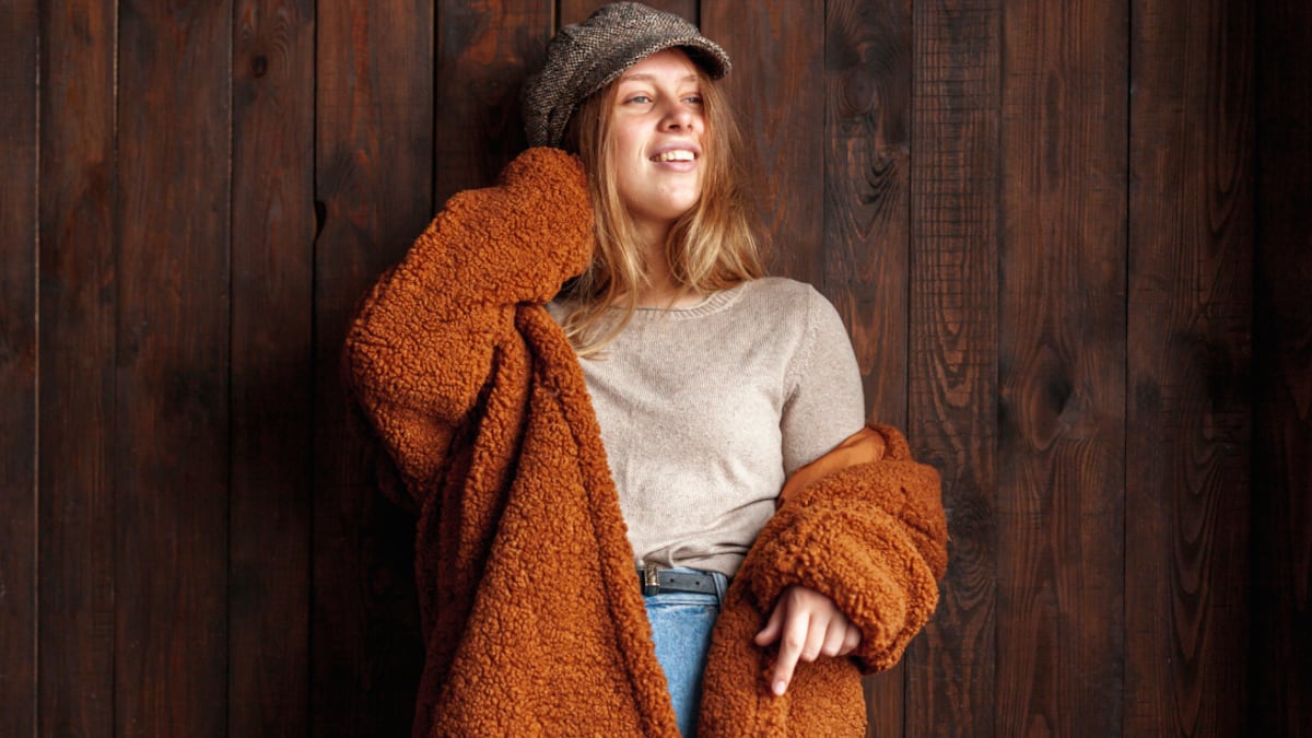 Esta es la romántica prenda que sustituye a los clásicos suéteres.