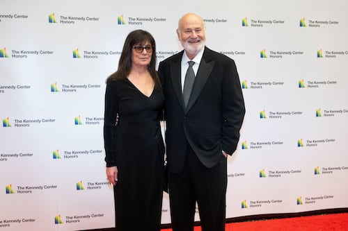 Rob Reiner e Michele Singer: ligação para o 911 vaza após o assassinato deles