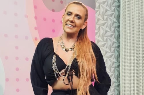 Rita Cadillac fatura alto realizando os sonhos eróticos dos seguidores