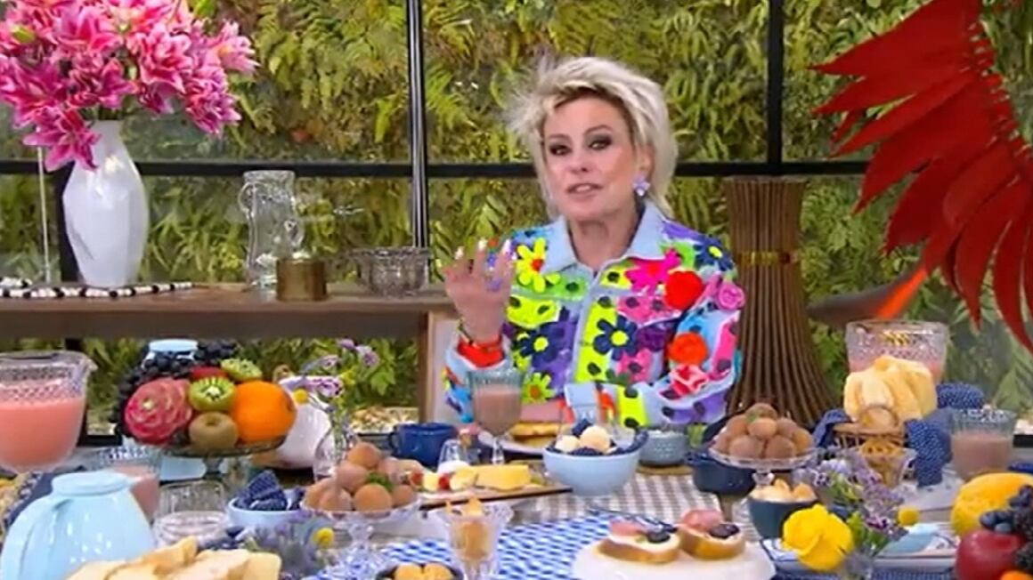Após conflito com Felipe Andreoli, Ana Maria aparece no "Mais Você" sem bolo para o café da manhã