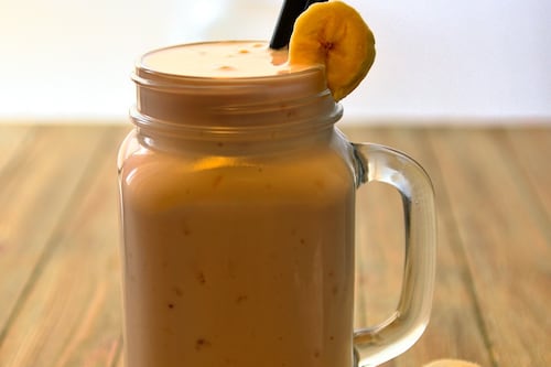 Metabolismo relâmpago: Smoothie de banana caseiro para emagrecer rápido e fácil