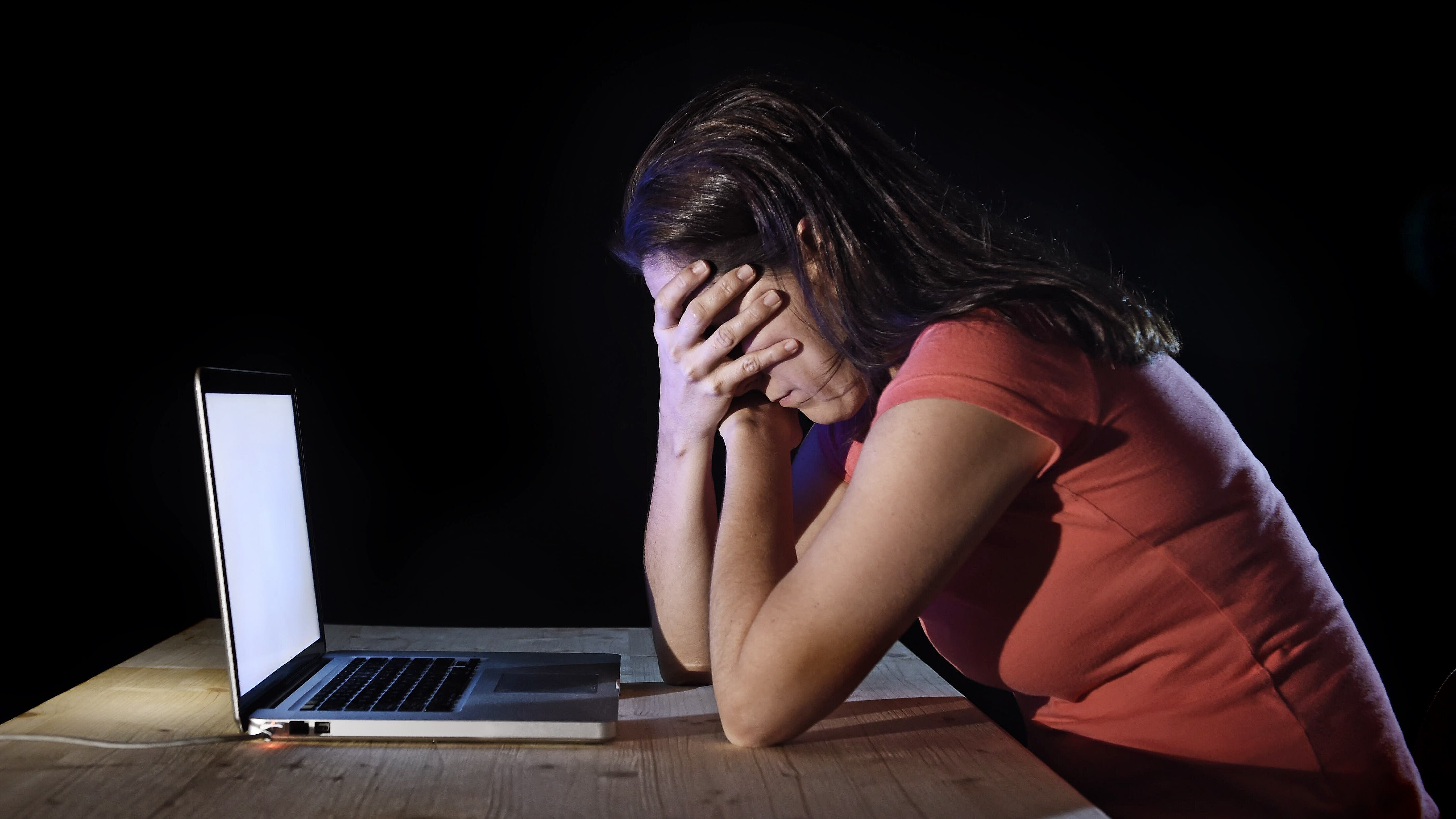 Las mujeres ganan 26% menos que los hombres y, si son madres, se cierra la puerta a un ascenso o aumento de salario.