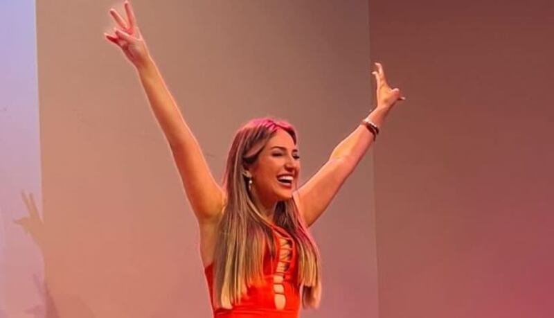 Amanda Meirelles, campeã do BBB 23, encontra fãs no Paraná