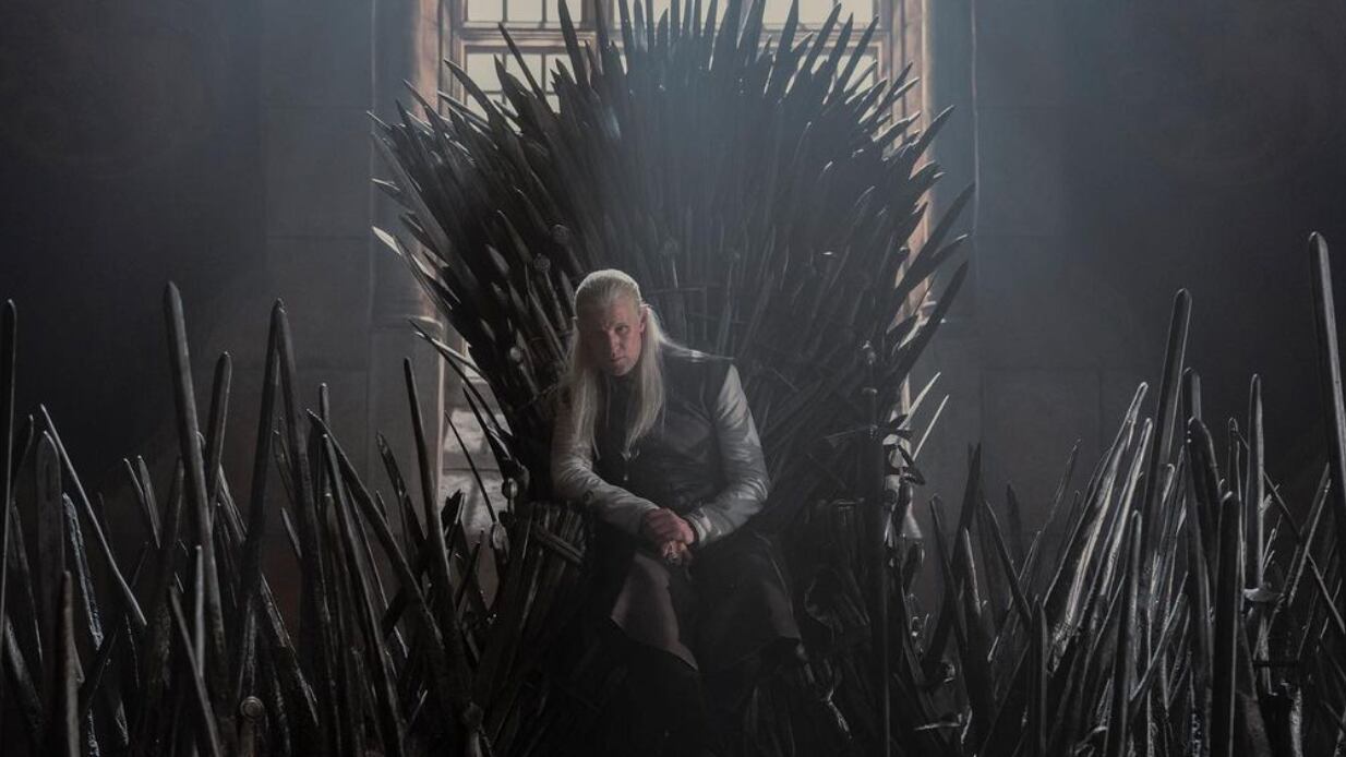 Matt Smith, que interpreta o príncipe Daemon Targaryen, admite ter se perguntado se ‘A Casa do Dragão’ é realmente mais excitante e com mais cenas de sexo do que GOT.