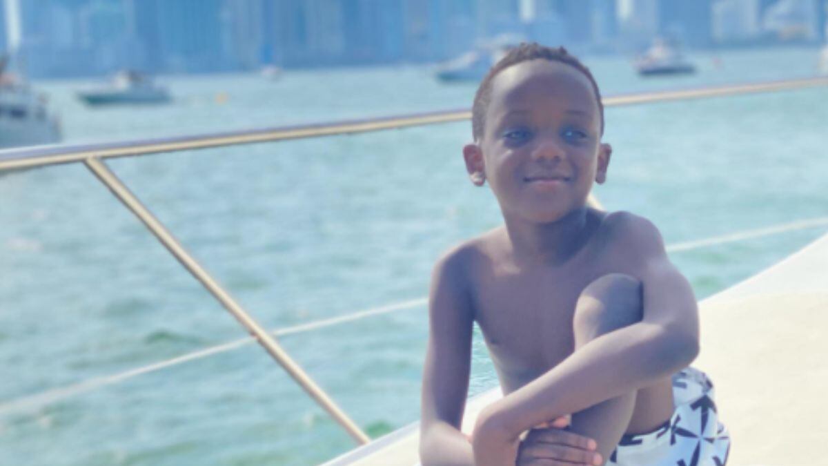 Rapper de 9 anos ostenta vida luxuosa nas redes sociais