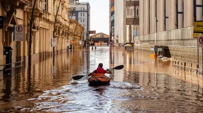 Foto: 'Rowing', do brasileiro Gerson Turelly