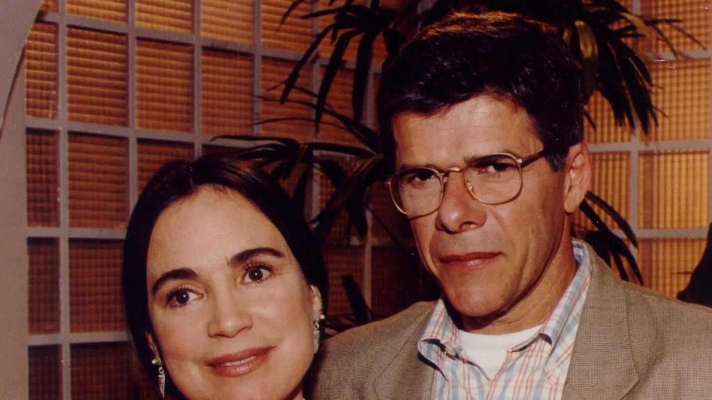 Novela História de Amor, protagonizada por José Mayer e Regina Duarte,marca 12 pontos de audiência na Grande São Paulo, em sua primeira semana no Edição Especial (TV Globo)