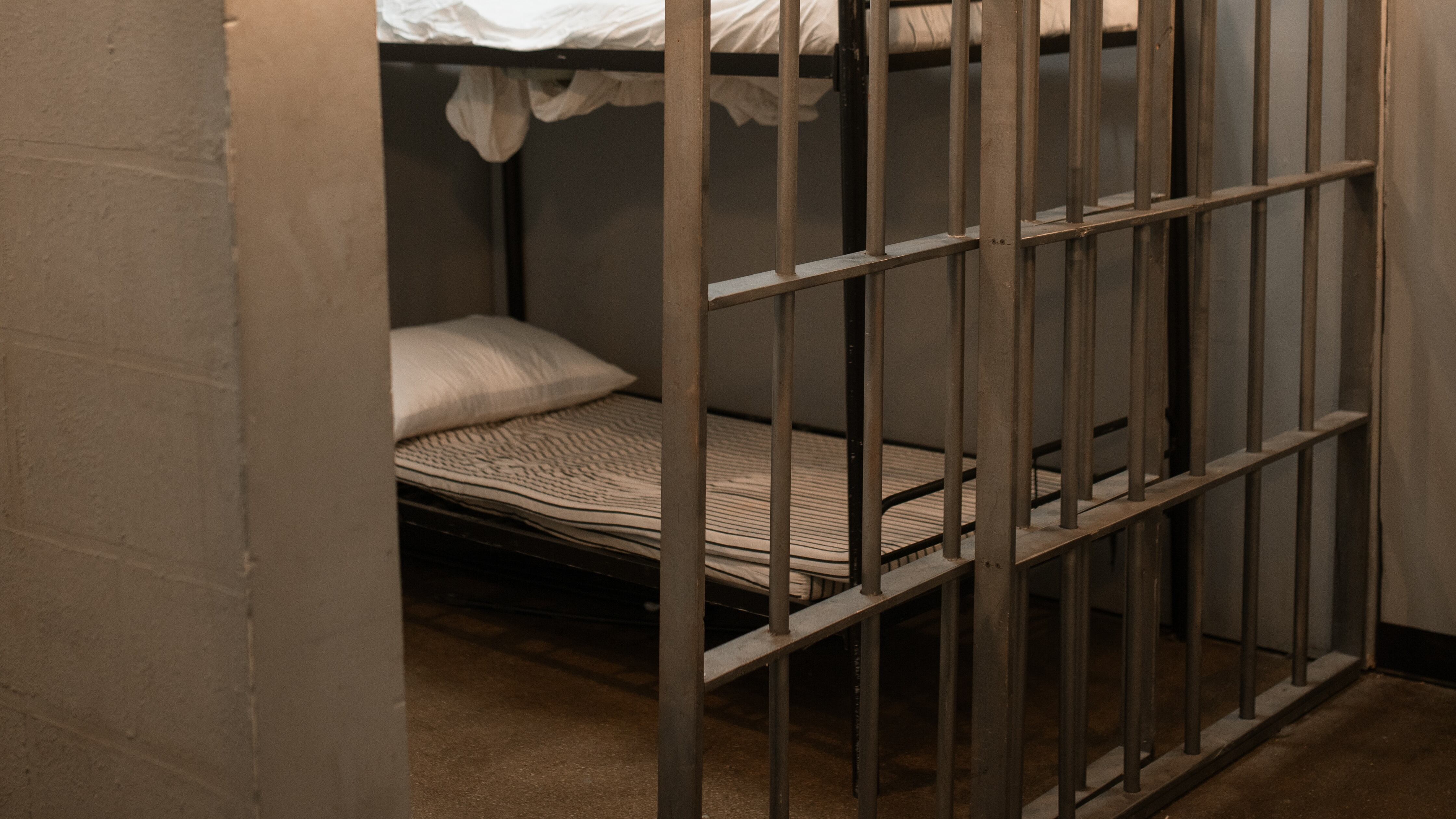 Faltando 13 dias para deixar a prisão, homem comete novo crime e recebeu esta dura condenação