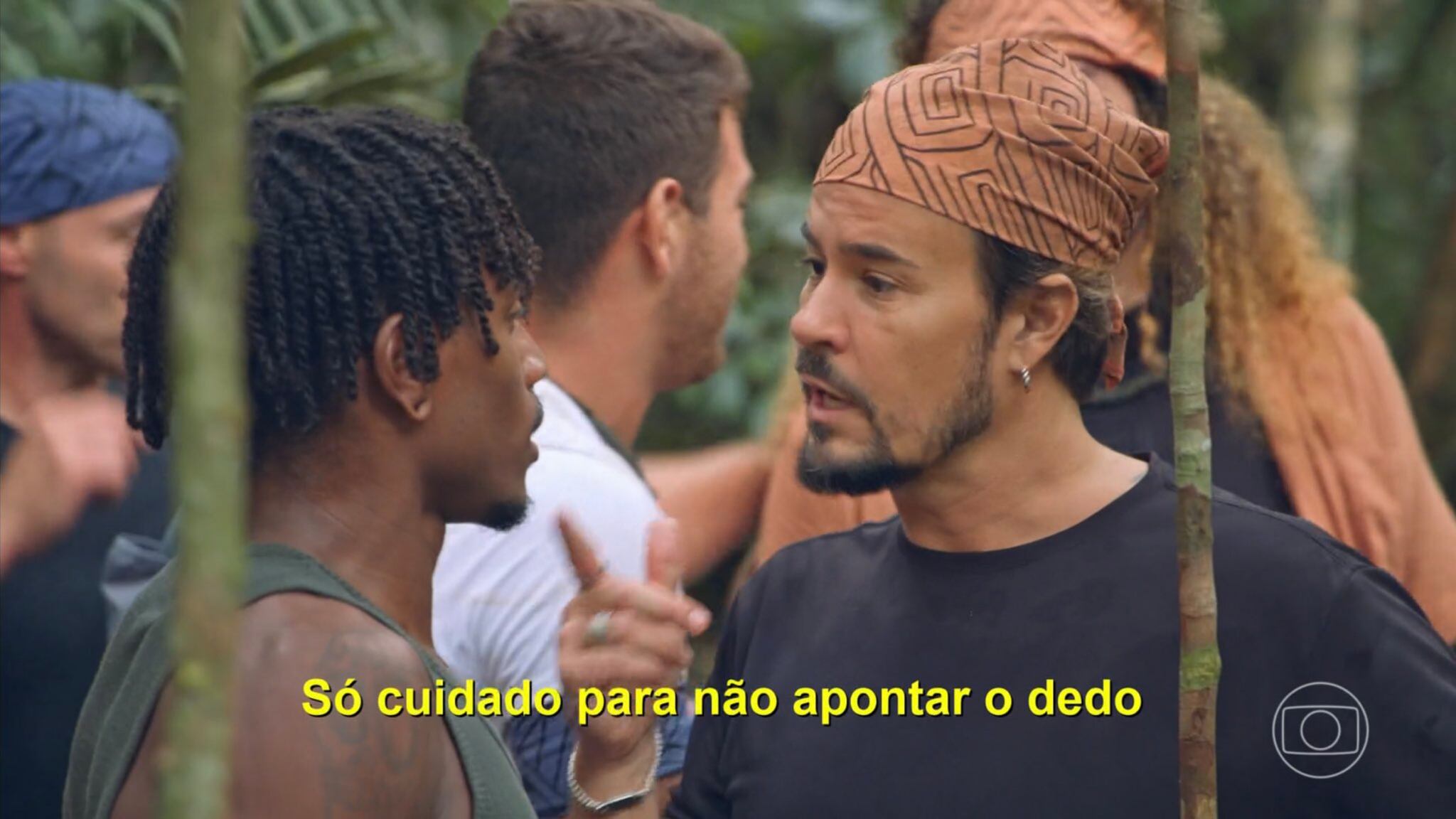 Paulinho Vilhena divide fãs, mas conquista seu espaço em No Limite