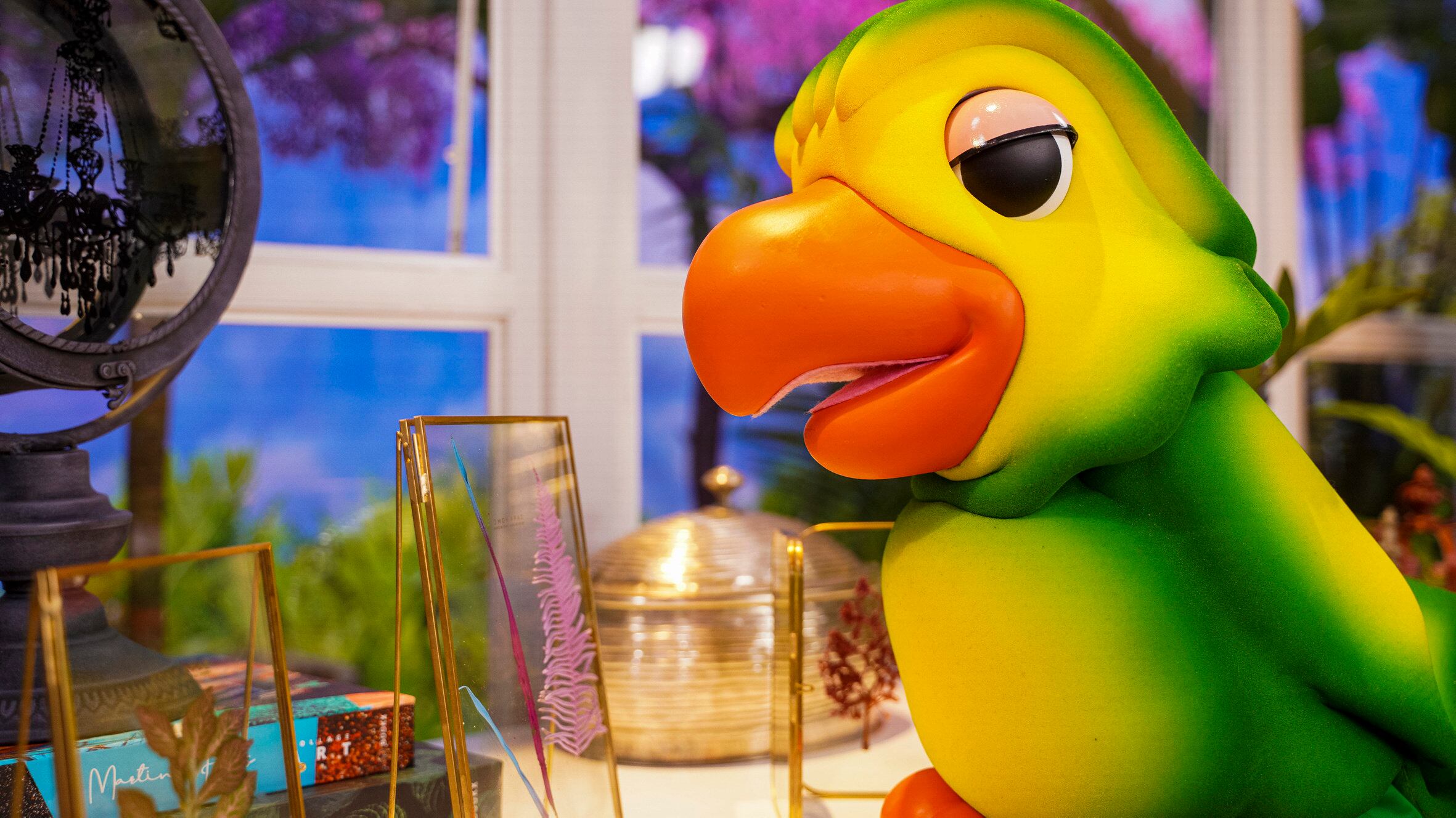 No Mais Você, Louro Mané vira diretor e pede para equipe mostrar "a câmera de cima" durante quadro de culinária