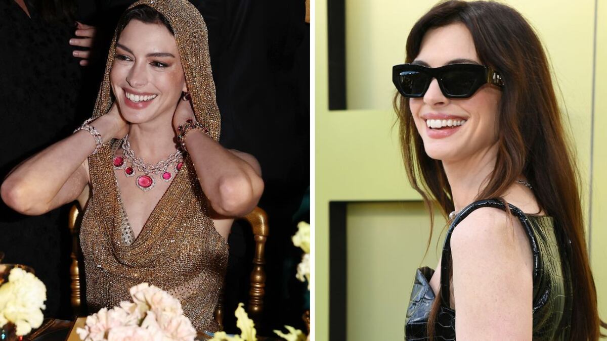 Anne Hathaway protagonizó una nueva campaña de accesorios de Bulgari, la marca de la que es embajadora desde principios de 2022.