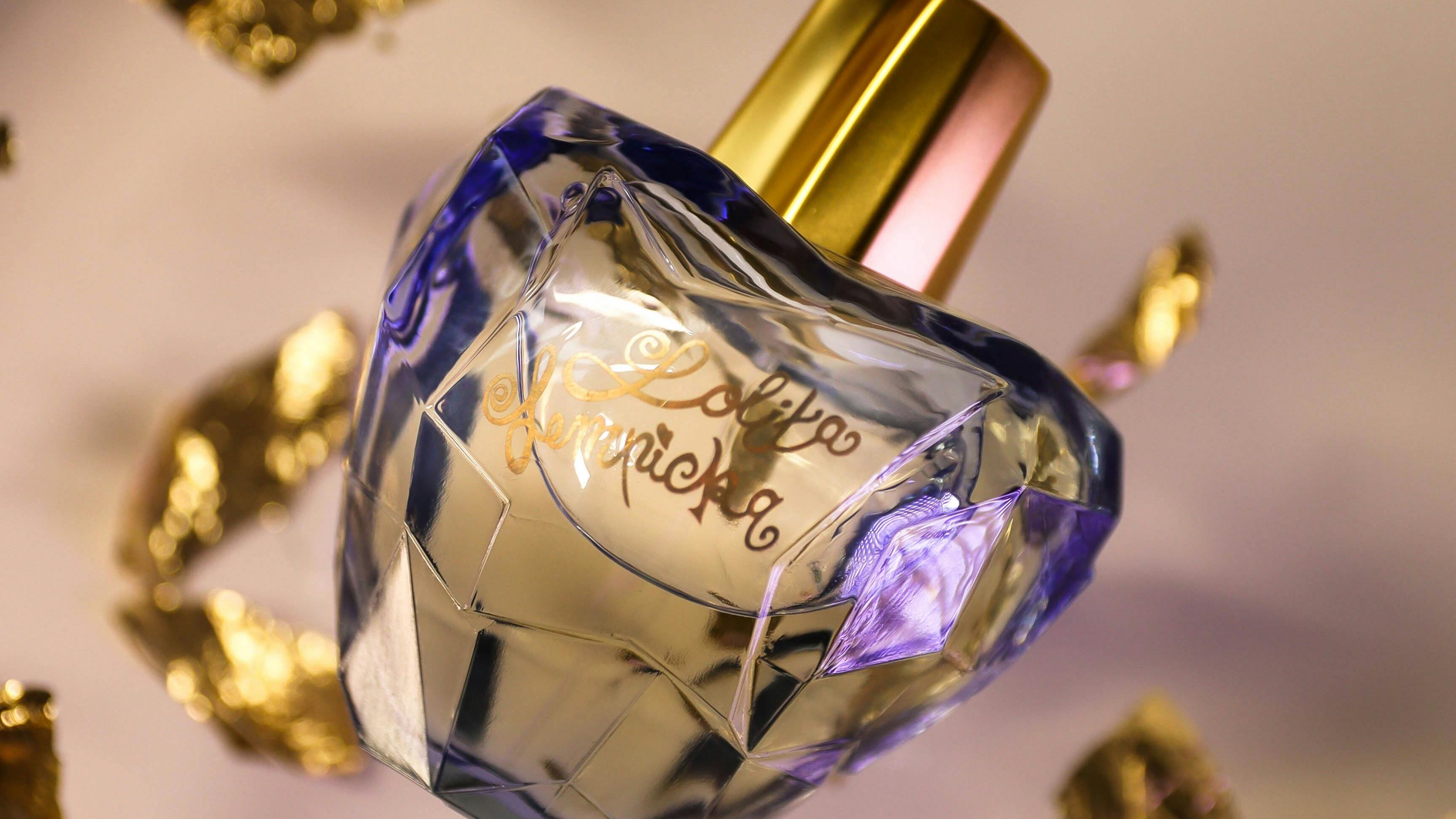 Perfumes femininos que MUDARAM DE FÓRMULA e PIORARAM ao longo do tempo