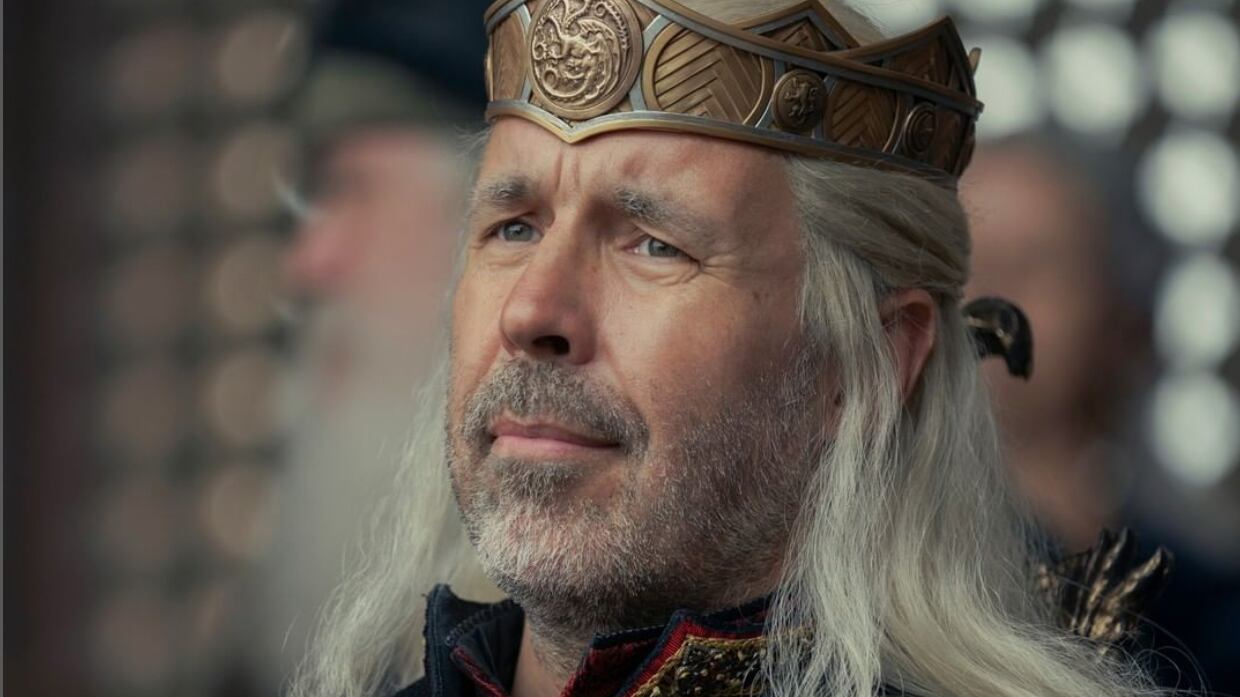 Os eventos de ‘House of the Dragon’ ocorrem 300 anos antes dos eventos de ‘Game of Thrones’, que exibiu seu episódio final há quase dois anos.