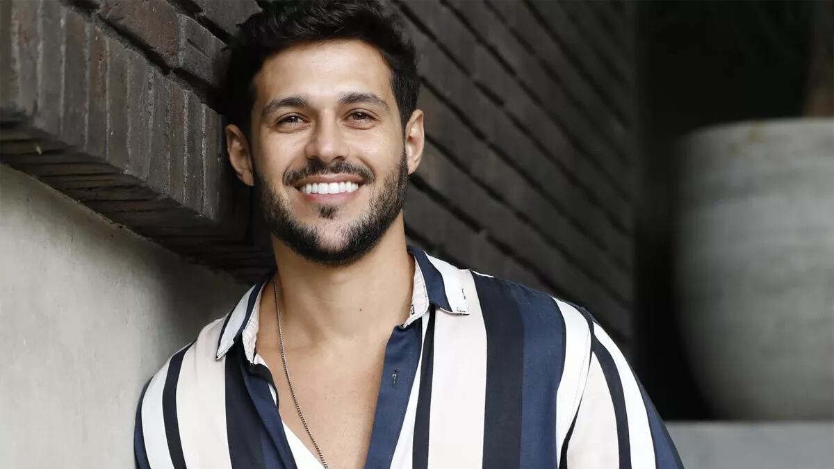 Rodrigo Mussi beijou Larissa, do BBB 23