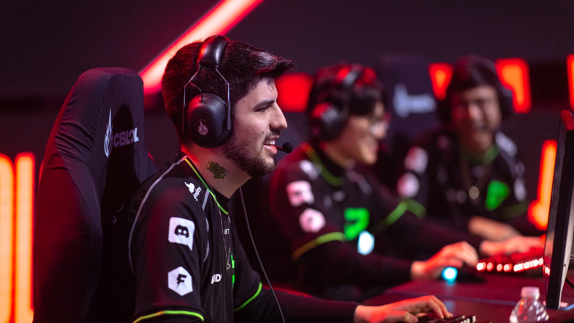 LOUD e FURIA se enfrentaram na tarde deste domingo