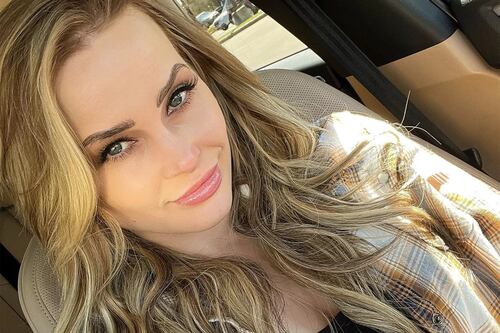 Influenciadora norte-americana que falava sobre saúde mental tira a própria vida