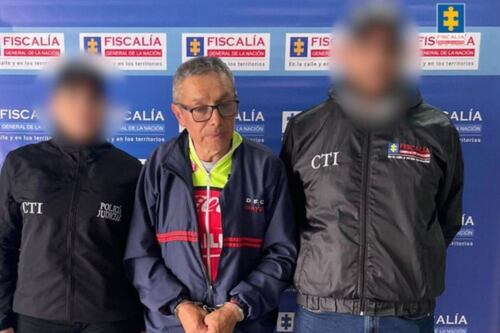 Assim pegaram o professor que teria fingido ser de um grupo armado para ameaçar estudantes abusadas