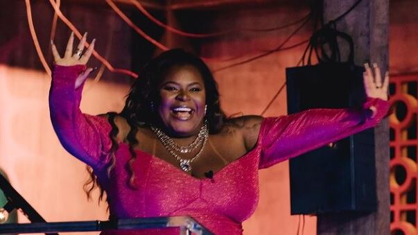 Jojo Todynho quase colocou fogo nas roupas de Lucas Souza