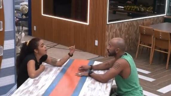 Paula e Ricardo discutem sobre Poder do Anjo