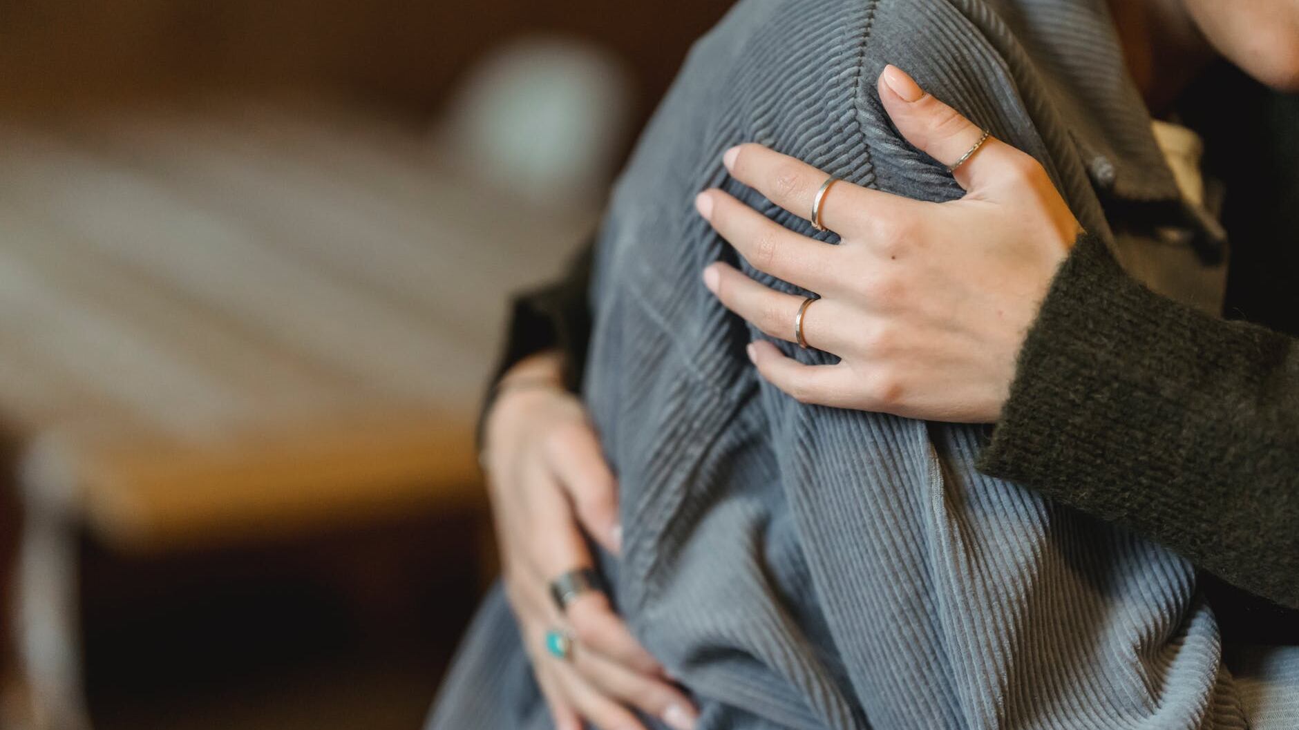 10 sinais que REVELAM que você tem dependência emocional e como identificá-los