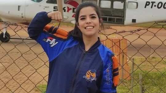 Rapaz apareceu em imagens saindo do local e ainda não foi encontrado