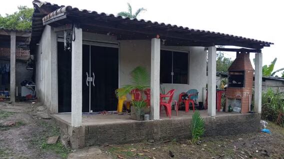 Polícia suspeita que homem tenha matado as crianças e depois se enforcado