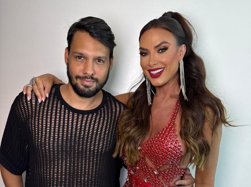 O look de Nicole Bahls para o Carnaval de Olinda (PE) foi criado pelo estilista local Walkir Campos
