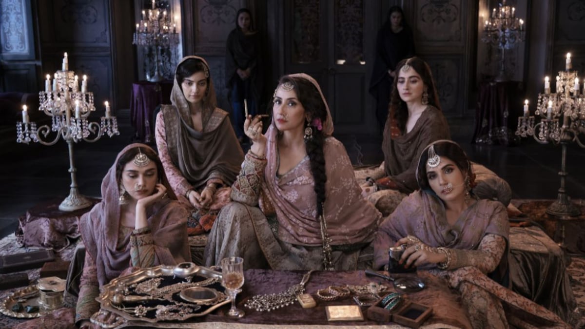 Aditi Rao Hydari, Manisha Koirala, Sanjeeda Sheikh y Richa Chadha in 'Heeramandi'