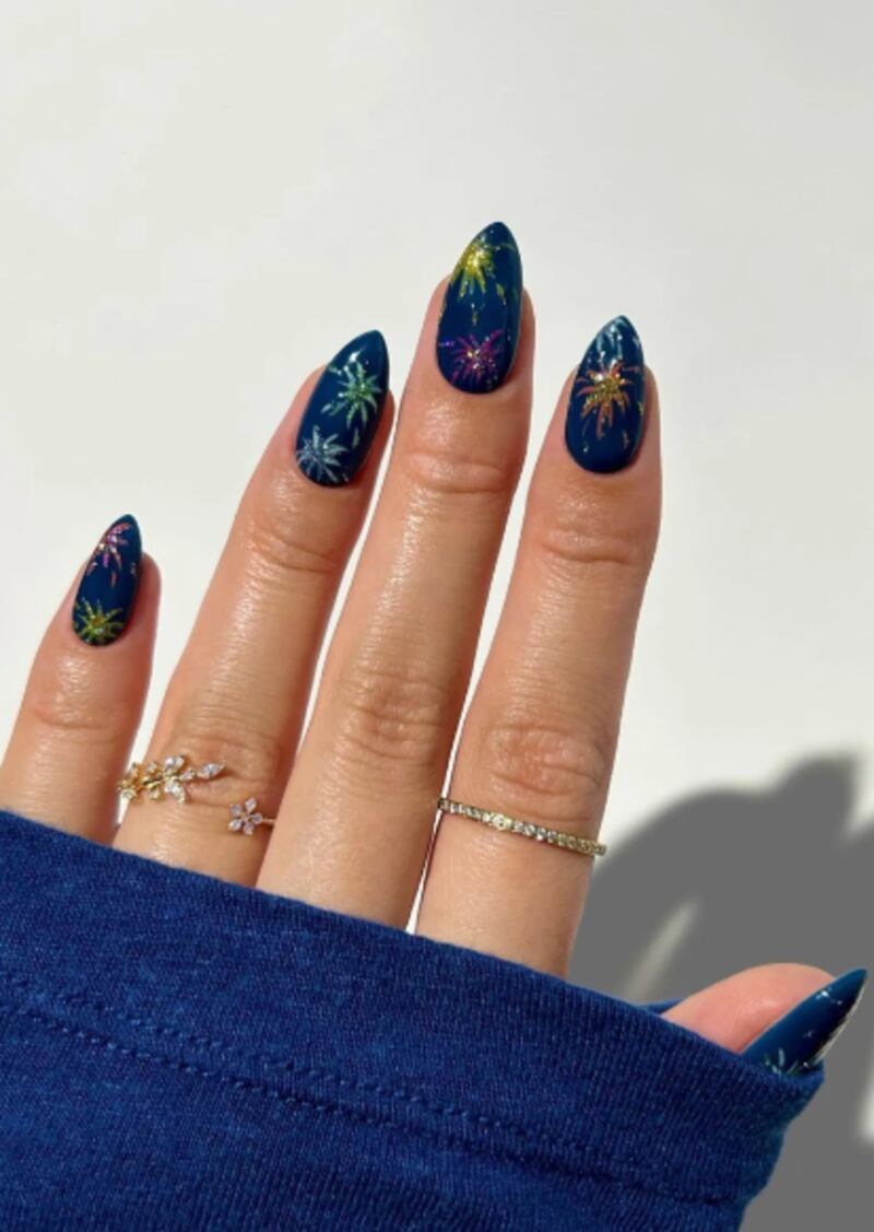 Instagram @thenailologist